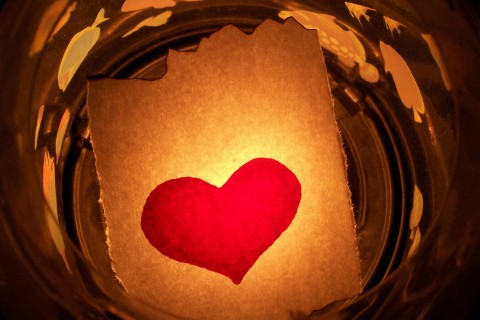 黄之锋周庭今日上午被捕下午被起诉获准保释“三亿体育官网”