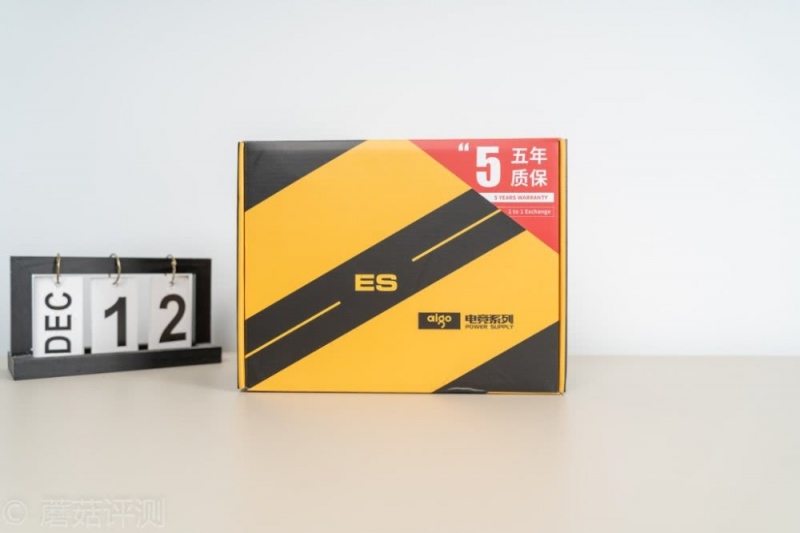 常玉《白瓷瓶中的粉红玫瑰》1932万元成交-三亿体育官网